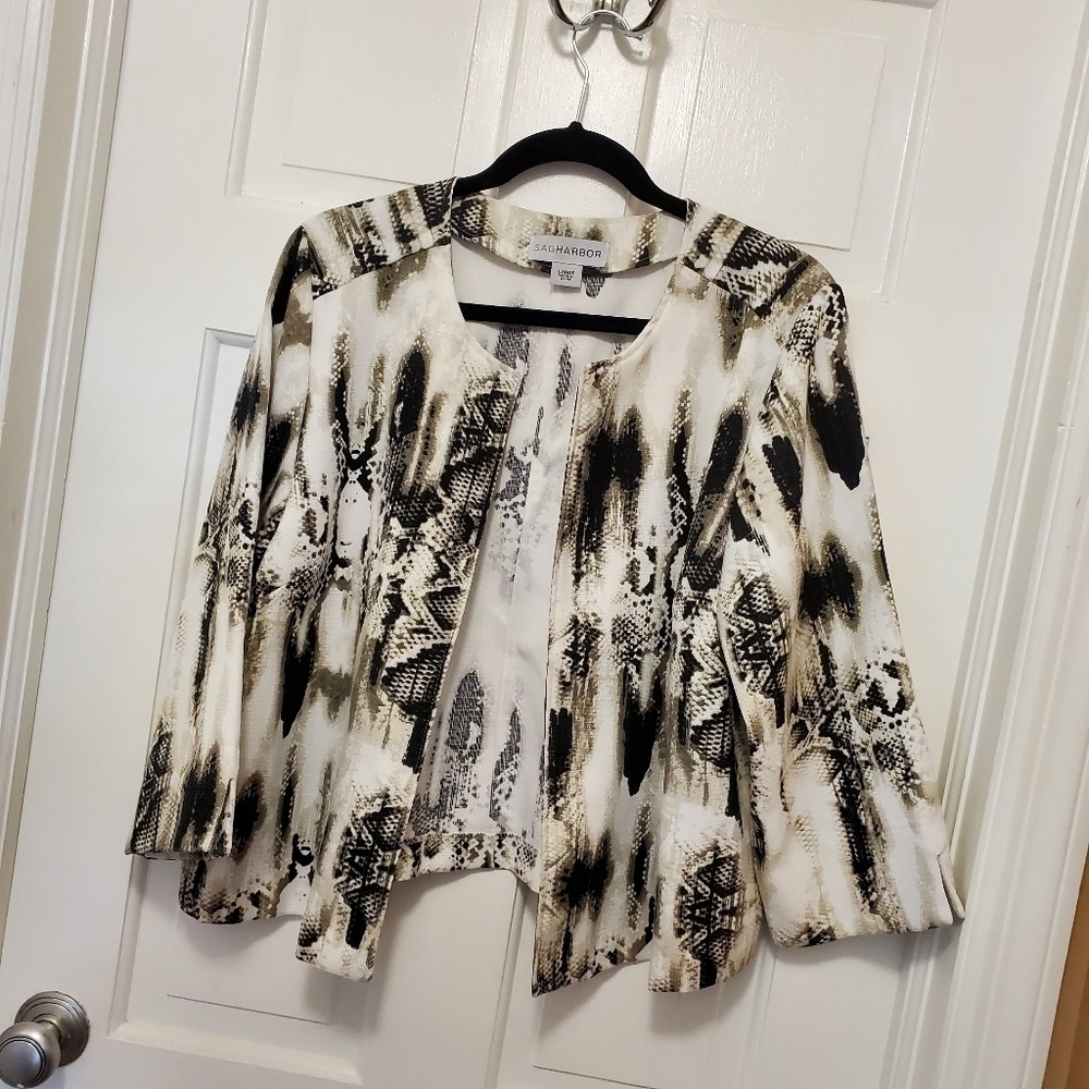 Sag Harbor Crop Style Open Front Blazer Lge - Picture 5 of 9
